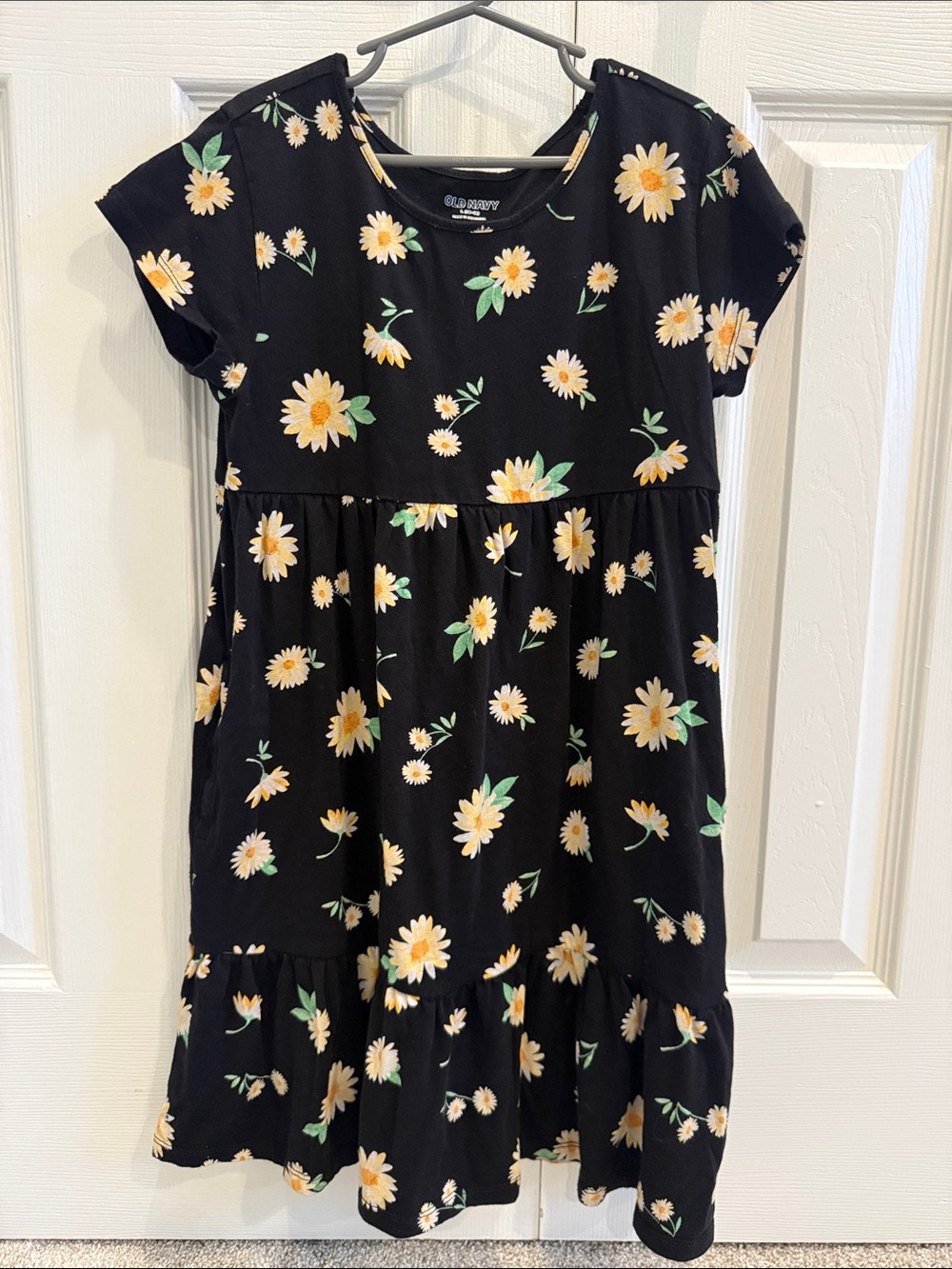 Old Navy Black Daisy-Print Tiered Girls' Dress